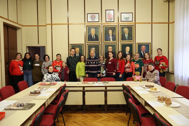 MK_jotekonysagi_suti02