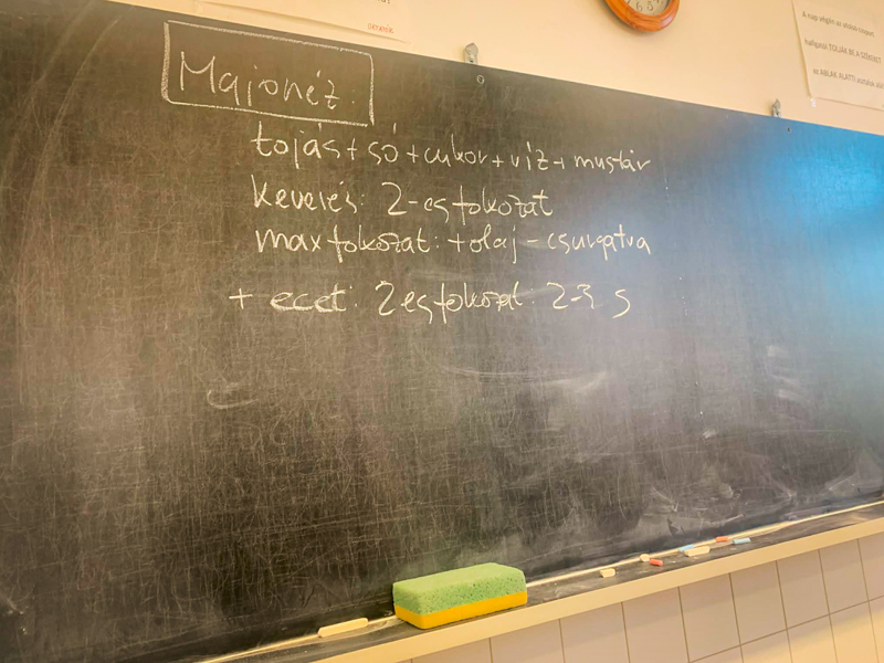 „Ez túl menő hely!” – Interaktív kalandozás a szegedi élelmiszermérnökök világában_2 „Ez túl menő hely!” – Interaktív kalandozás a szegedi élelmiszermérnökök világában_2